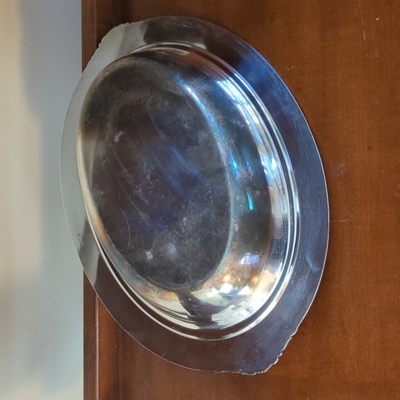 Castle Silverplate Divided Serving Dush - Picture 3 of 4